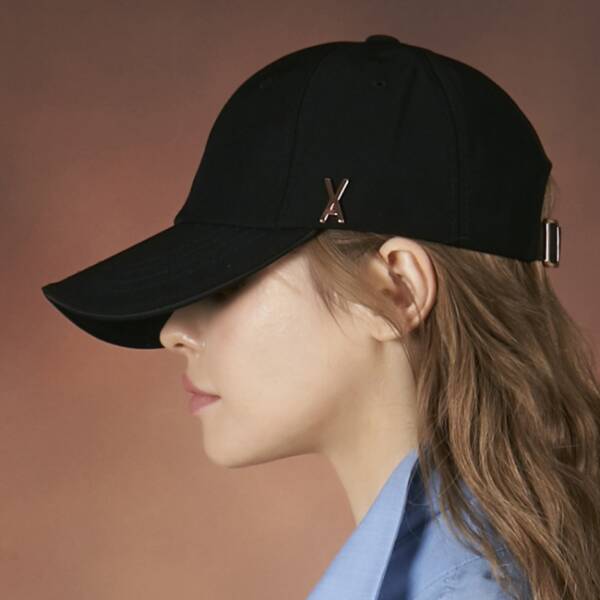 Rose gold stud over fit ball cap black